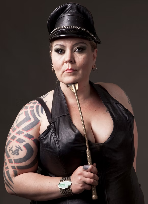 Lady Muse gallery image 12