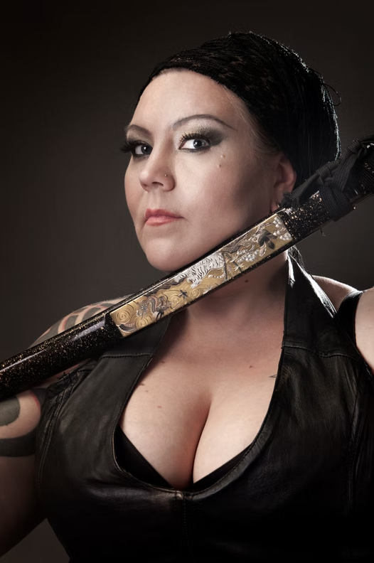 Lady Muse gallery image 13