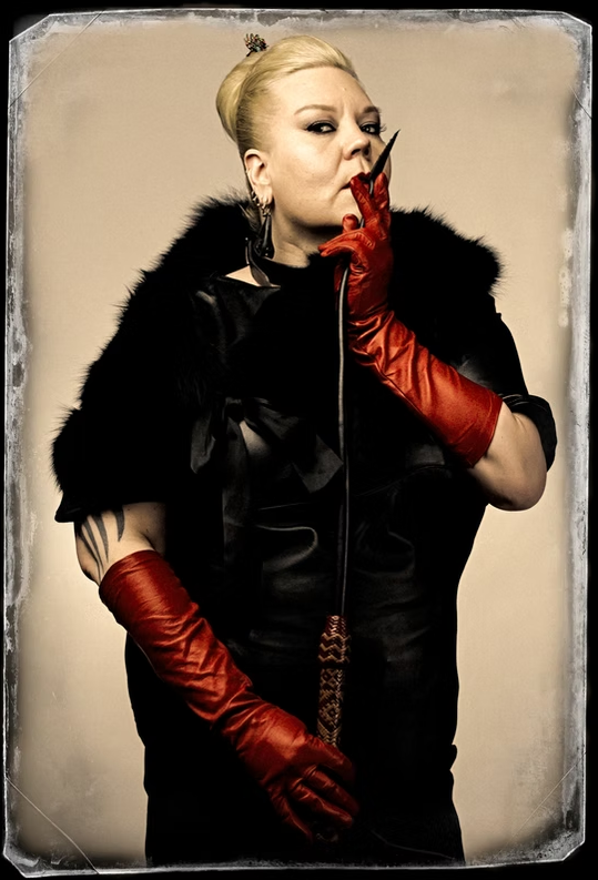 Lady Muse gallery image 17